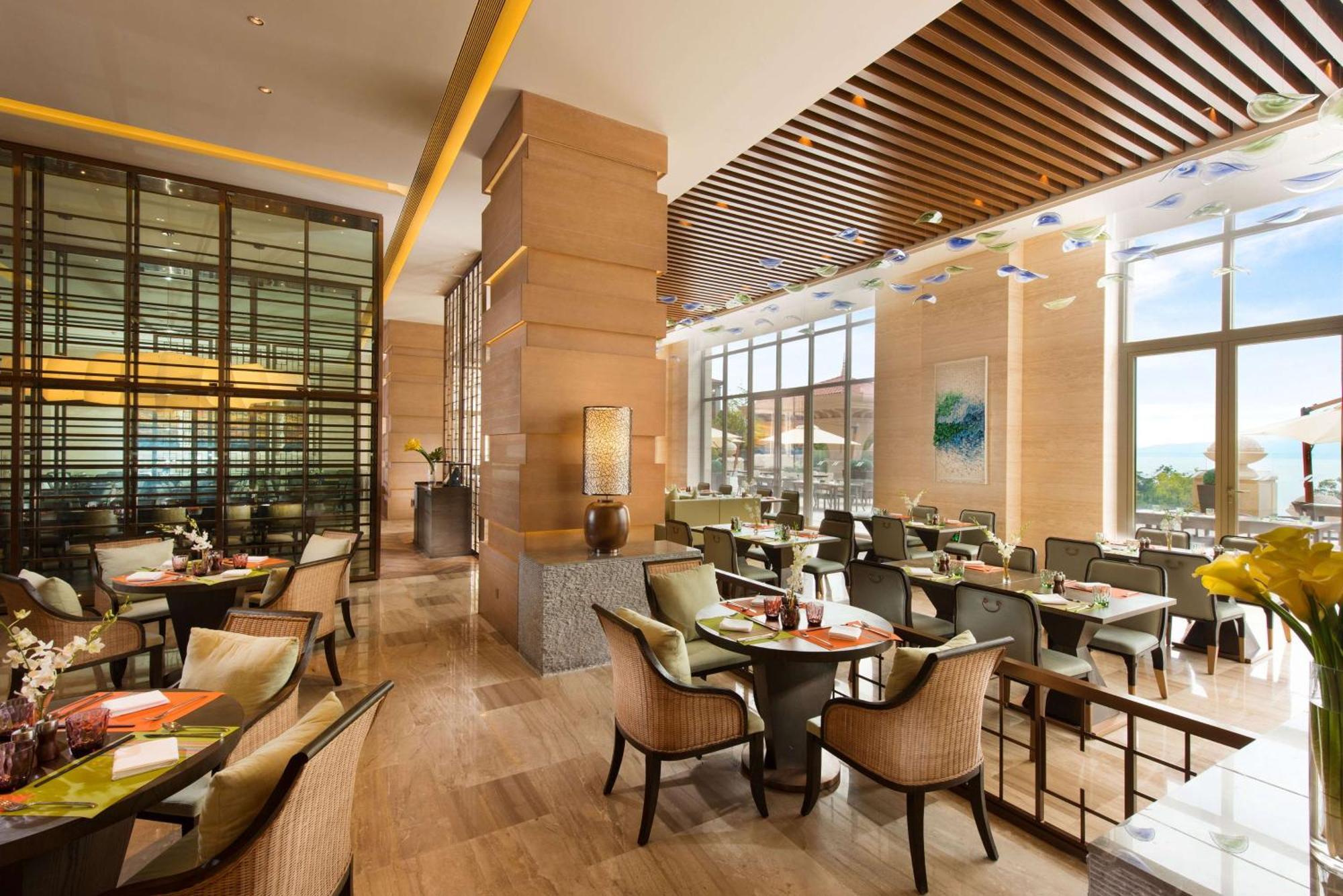 Hilton Yuxi Fuxian Lake Chengjiang  Exterior photo